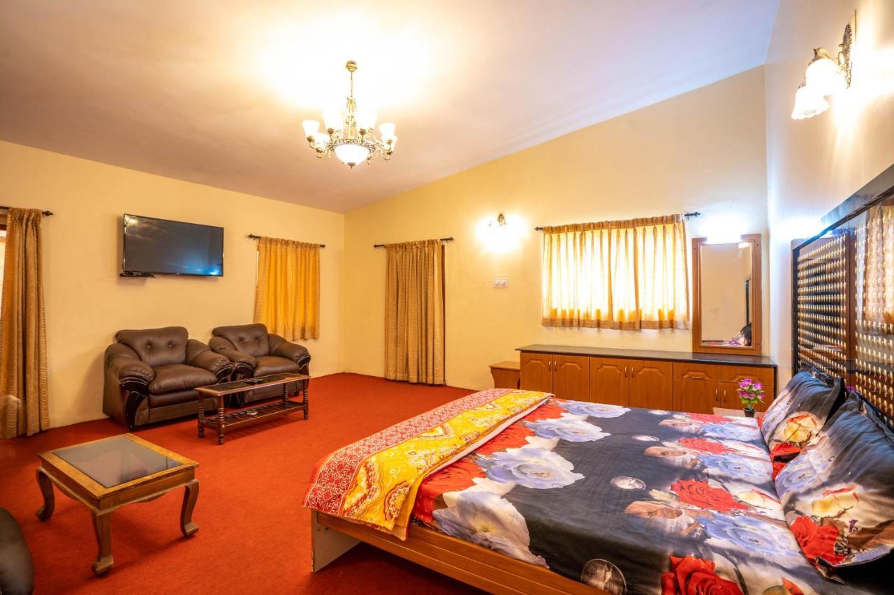 Hotel Tamilnadu - Ooty 1 Buitenkant foto